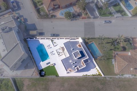 Villa i Torrevieja, Alicante, Torrevieja - € 1.490.000 | Ref: MLSC7592154 - foto 33