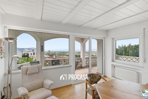 Villa a Roses, Gerona, Roses - € 359.000 | Ref: 4272 - foto 15