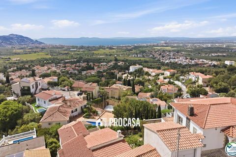 Villa a Roses, Gerona, Roses - € 359.000 | Ref: 4272 - foto 34