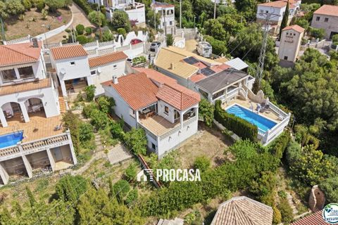 Villa a Roses, Gerona, Roses - € 359.000 | Ref: 4272 - foto 38