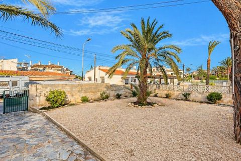 Villa i Torrevieja, Alicante, Torrevieja - € 299.000 | Ref: 21-S709-776 - foto 6