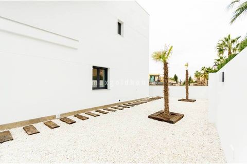 Villa a Torrevieja, Alicante, Torrevieja - € 424.000 | Ref: NFZ-FZ-0417b - foto 5