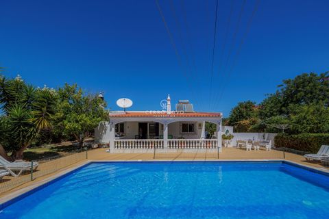 Villa i Albufeira, Faro, Albufeira - € 575.000 | Ref: CN10142 - foto 1