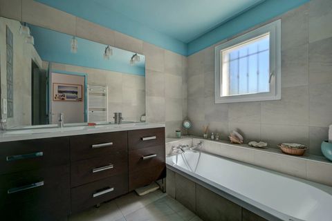 Villa i Trets, Bouches-du-Rhone, Trets - € 1.190.000 | Ref: HH-16173217 - foto 12