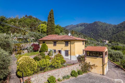 Landejendom i Pescia, Pistoia, Pescia - € 450.000 | Ref: R07185PERU - foto 1