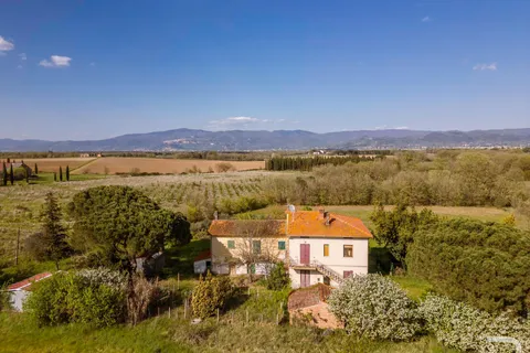 Landejendom i Cortona, Arezzo, Cortona - € 130.000 | Ref: R07151CORU - foto 1