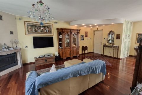 Villa i Podenzano, Piacenza, Podenzano - € 330.000 | Ref: VL130 - foto 1