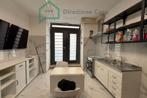 Erhvervsejendom i Naples, Naples, Naples - € 200.000 | Ref: via S.rosa - foto 9