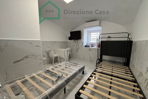 Erhvervsejendom i Naples, Naples, Naples - € 200.000 | Ref: via S.rosa - foto 18