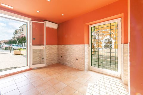 L'establiment comercial a Ardea, Rome, Ardea - € 450/mes | Ref: 1001-750 - foto 10
