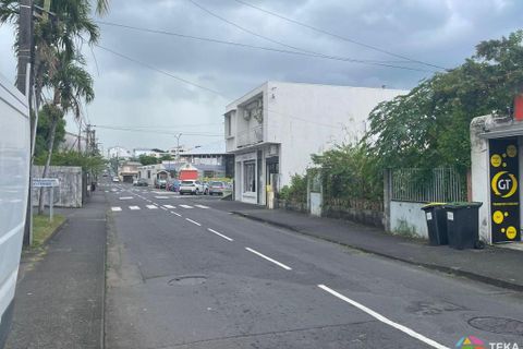 L'establiment comercial a Saint-Benoit, La Reunion, Saint-Benoit - € 19.200/mes | Ref: 2018-315 - foto 4