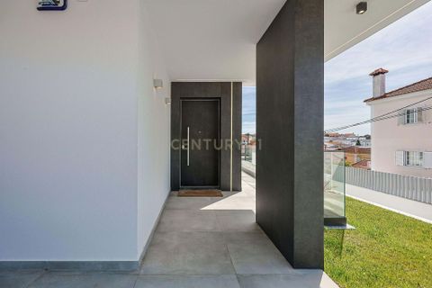 Villa i Almada, Setubal, Almada - € 1.450.000 | Ref: C0431-00812 - foto 42