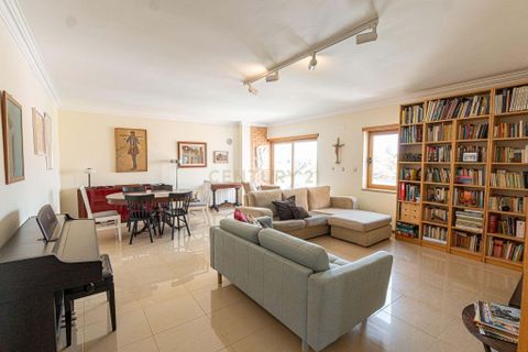 Lejlighed i Oeiras, Lisbon, Oeiras - € 665.000 | Ref: C0483-01849 - foto 1