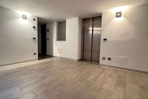 Villa i Verbania, Verbano Cusio Ossola, Verbania - € 580.000 | Ref: V000957 - foto 26
