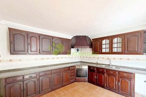 Villa i Alenquer, Lisbon, Alenquer - € 293.000 | Ref: 2234 - foto 8
