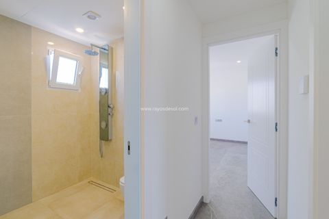 Villa i Torrevieja, Alicante, Torrevieja - € 890.000 | Ref: ES-83061 - foto 13