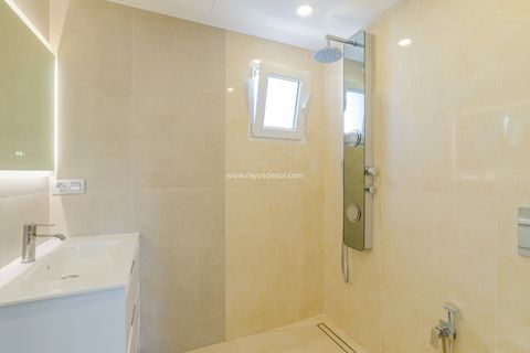 Villa i Torrevieja, Alicante, Torrevieja - € 890.000 | Ref: ES-83061 - foto 14