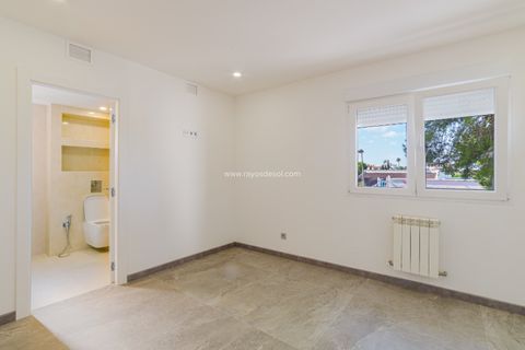 Villa i Torrevieja, Alicante, Torrevieja - € 890.000 | Ref: ES-83061 - foto 15