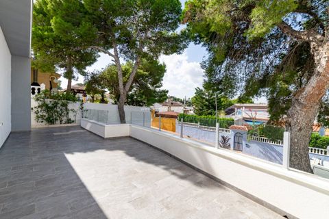 Villa i Torrevieja, Alicante, Torrevieja - € 890.000 | Ref: ES-83061 - foto 37