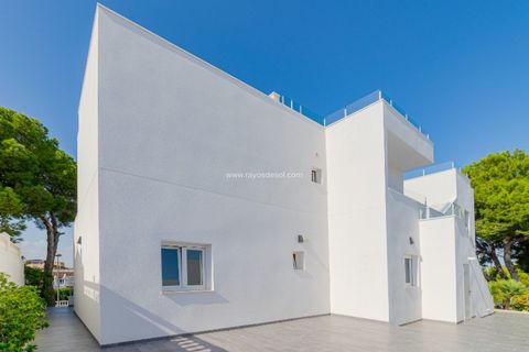 Villa i Torrevieja, Alicante, Torrevieja - € 890.000 | Ref: ES-83061 - foto 39