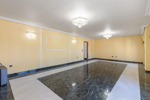 Villa a Torrevieja, Alicante, Torrevieja - € 780.000 | Ref: 21-S647_776/11012 - foto 8
