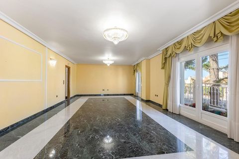Villa a Torrevieja, Alicante, Torrevieja - € 780.000 | Ref: 21-S647_776/11012 - foto 9