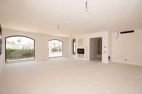 Villa a Elviria, Malaga, Elviria - € 3.295.000 | Ref: R5353399 - foto 2