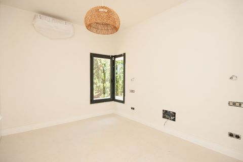Villa a Elviria, Malaga, Elviria - € 3.295.000 | Ref: R5353399 - foto 11