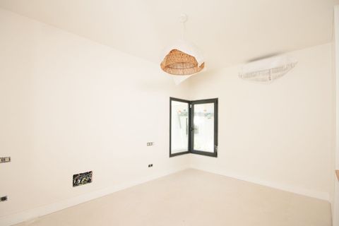 Villa a Elviria, Malaga, Elviria - € 3.295.000 | Ref: R5353399 - foto 13