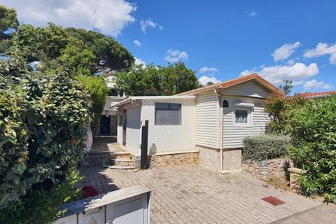 Erhvervsejendom i Frejus, Var, Frejus - € 168.000 | Ref: 39204 - foto 1