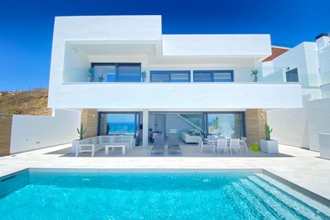 Villa i Torrox Costa, Malaga, Torrox Costa - € 1.350.000 | Ref: MLH996 - foto 1