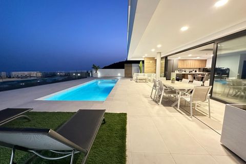 Villa i Torrox Costa, Malaga, Torrox Costa - € 1.350.000 | Ref: MLH996 - foto 18