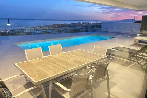 Villa i Torrox Costa, Malaga, Torrox Costa - € 1.350.000 | Ref: MLH996 - foto 26