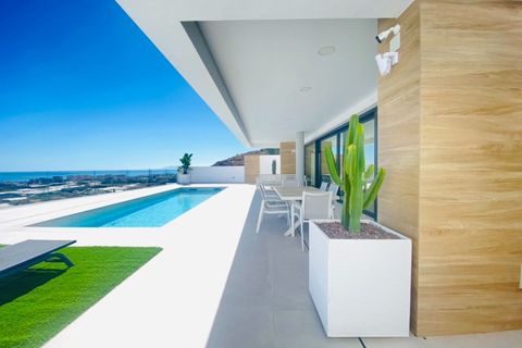 Villa i Torrox Costa, Malaga, Torrox Costa - € 1.350.000 | Ref: MLH996 - foto 30