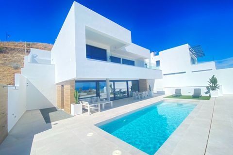 Villa i Torrox Costa, Malaga, Torrox Costa - € 1.350.000 | Ref: MLH996 - foto 31