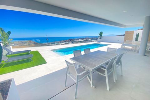 Villa i Torrox Costa, Malaga, Torrox Costa - € 1.350.000 | Ref: MLH996 - foto 35