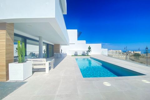 Villa i Torrox Costa, Malaga, Torrox Costa - € 1.350.000 | Ref: MLH996 - foto 36