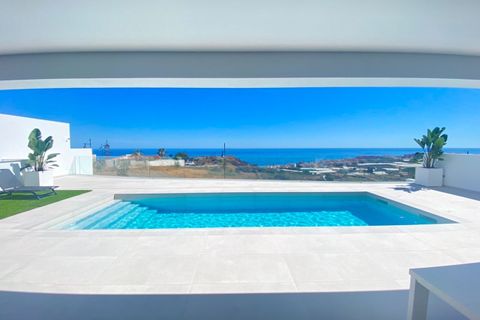 Villa i Torrox Costa, Malaga, Torrox Costa - € 1.350.000 | Ref: MLH996 - foto 38