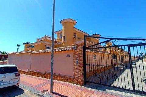 Villa a Algorfa, Alicante, Algorfa - € 299.995 | Ref: P9024 - foto 5