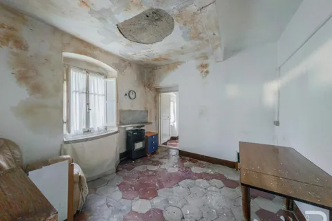 Villa a Carrara, Massa and Carrara, Carrara - € 300.000 | Ref: R07072CAVI - foto 23