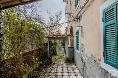 Villa a Carrara, Massa and Carrara, Carrara - € 300.000 | Ref: R07072CAVI - foto 10