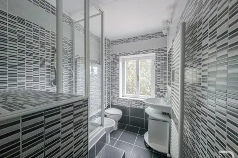Villa a Carrara, Massa and Carrara, Carrara - € 300.000 | Ref: R07072CAVI - foto 32