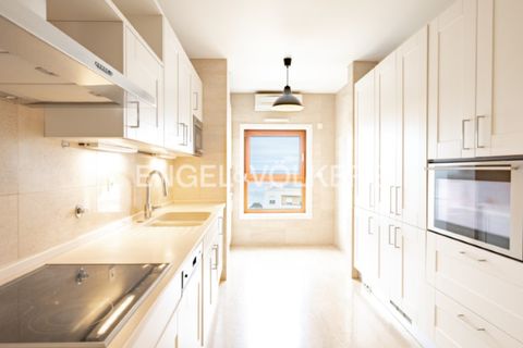 Apartament a Alges, Lisbon, Alges - € 3.700/mes | Ref: W-049CEP - foto 8
