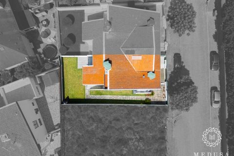Villa i Arcozelo, Porto, Arcozelo - € 625.000 | Ref: CAS_827 - foto 4