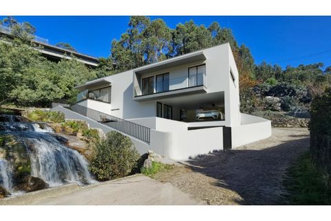 Villa i Viana do Castelo, Viana do Castelo, Viana do Castelo - € 550.000 | Ref: VCC14727 - foto 12