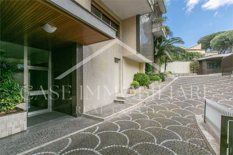 Lejlighed i Rome, Rome, Rome - € 525.000 | Ref: Viale cortina d'ampezzo quadrilocale - foto 19