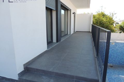 Villa i Odivelas, Lisbon, Odivelas - € 650.000 | Ref: YL1016(2) - foto 8