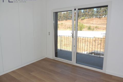 Villa i Odivelas, Lisbon, Odivelas - € 650.000 | Ref: YL1016(2) - foto 32