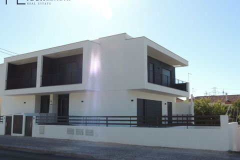 Villa i Odivelas, Lisbon, Odivelas - € 650.000 | Ref: YL1016(2) - foto 43