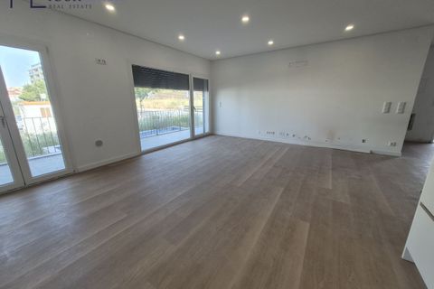 Villa i Odivelas, Lisbon, Odivelas - € 650.000 | Ref: YL1016(2) - foto 4